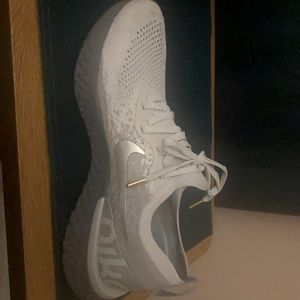 Nike Air VaporMax Flyknit Size 10